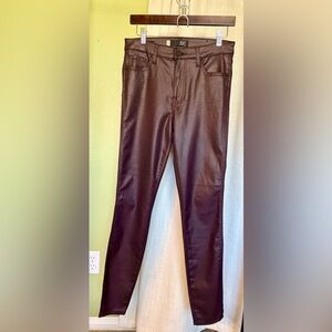 🌸KUT pre-owned wine color women high rise  pants. Size 6. WPANTS04.